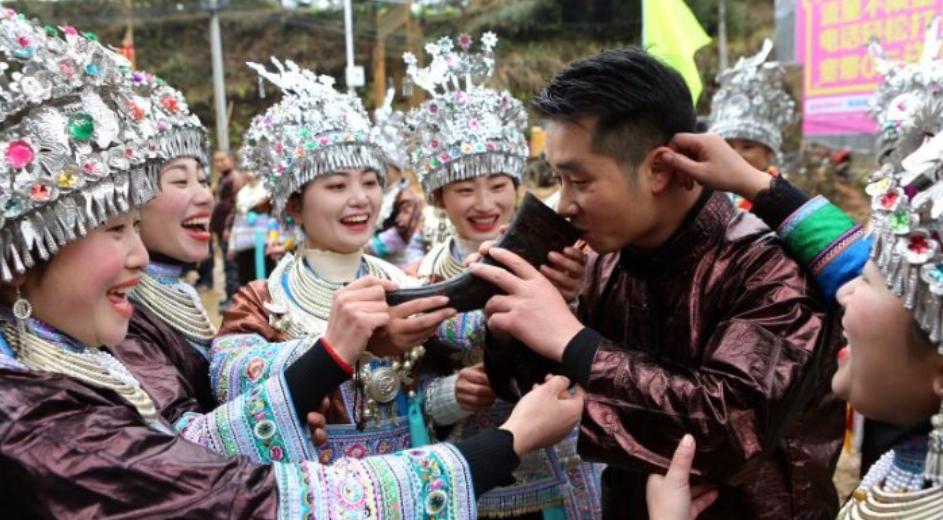 Visitors are recommended to partake of the rice wine to help enjoy the festival to the full.